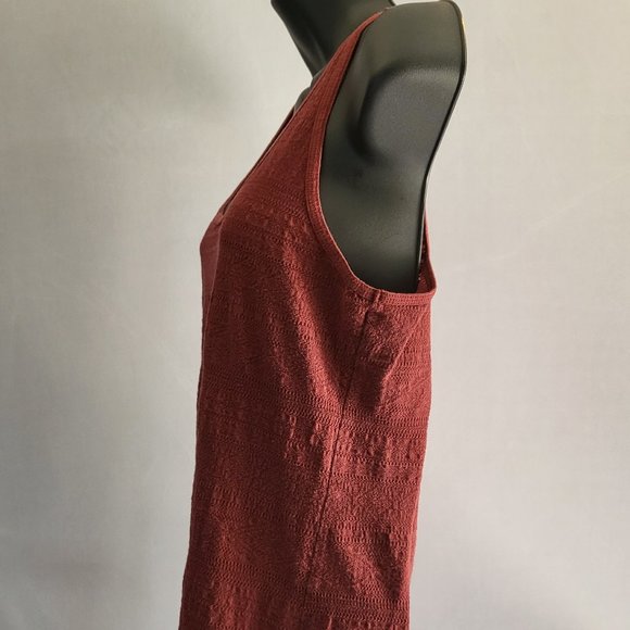 Mossimo Maroon Tank Top w/ Textured & Raised Pattern, Women Size L, EUC - Picture 4 of 6